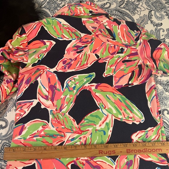 Lilly Pulitzer tops, three, good condition, two are XS & one is XXS - Picture 4 of 15